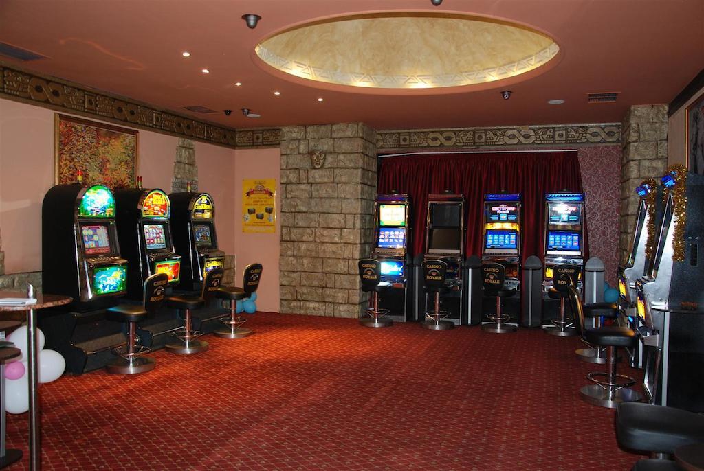 Hotel Bulgaria Петрич Экстерьер фото